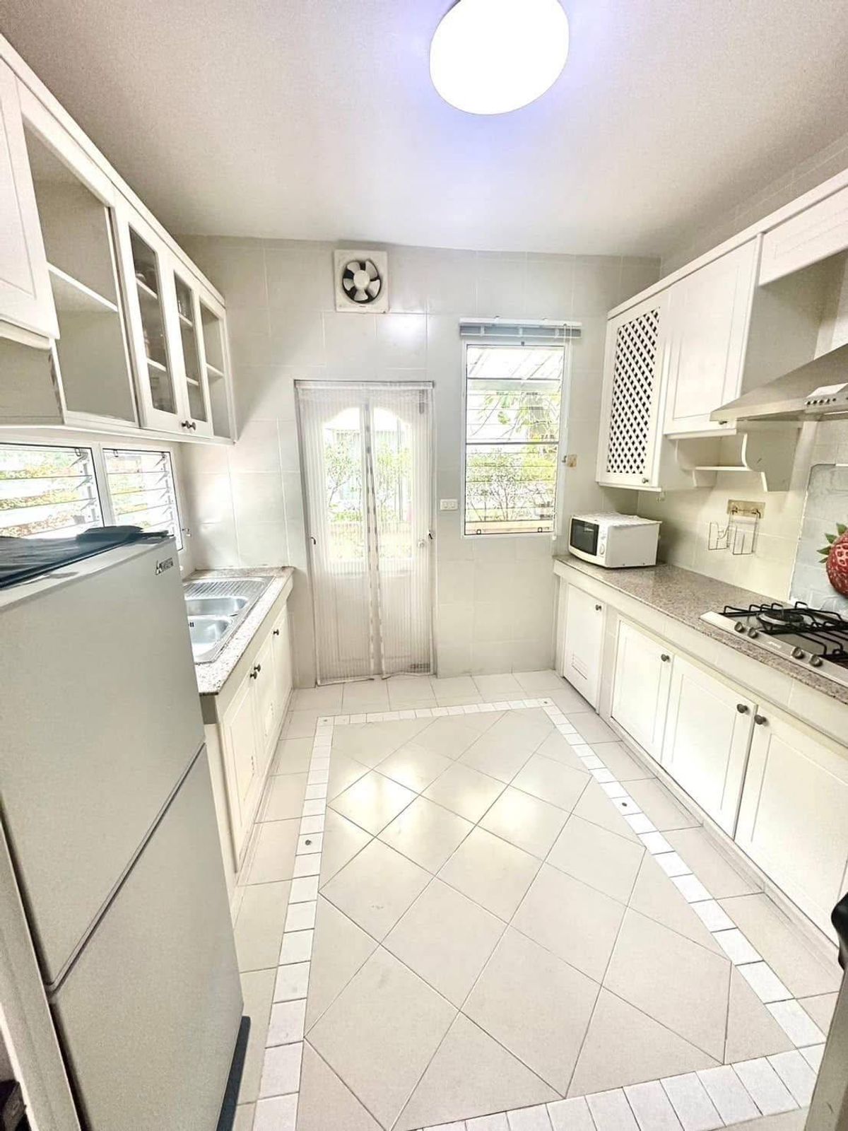 ให้เช่าบ้านพัฒนาการ ศรีนครินทร์ : บ้านเดี่ยวให้เช่า 📍 Nantawan Suanluang Rama 9 📍 4 ห้องนอน 3 ห้องน้ำ เฟอร์นิเจอร์ และ เครื่องใช้ไฟฟ้าครบ 