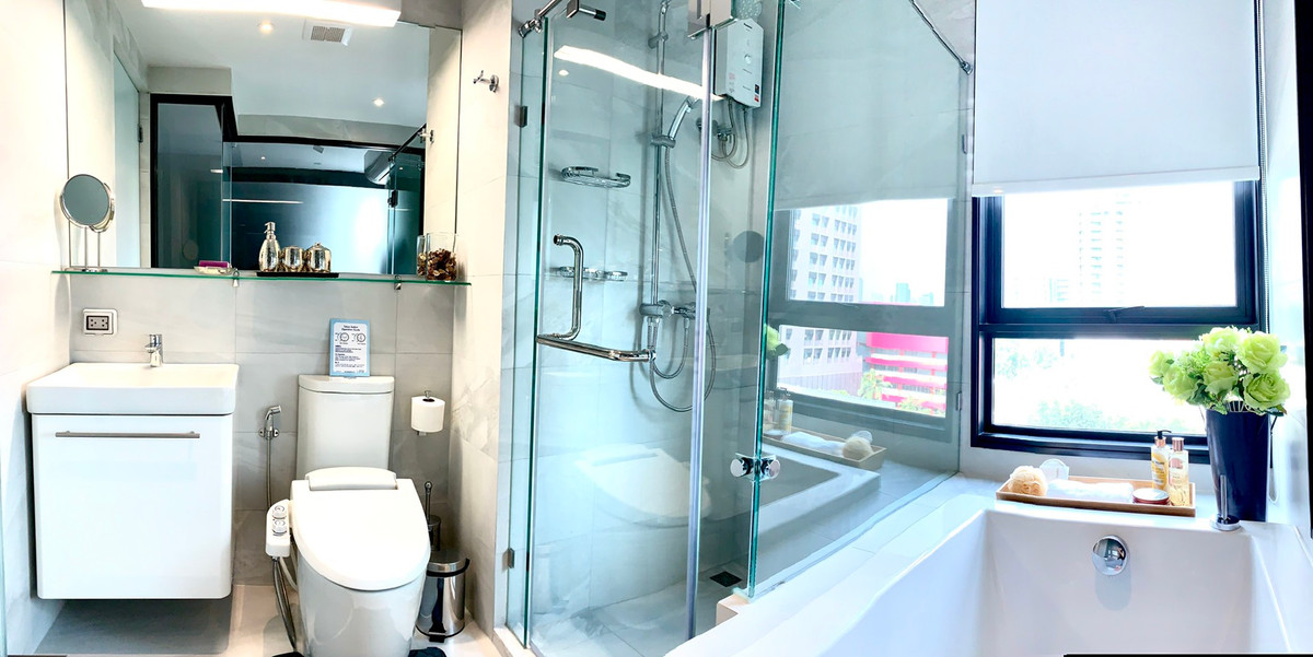 For RentCondoSukhumvit, Asoke, Thonglor : ✨ GT16139 | Condo Rhythm Ekkamai, convenient travel, near BTS, there is a shuttle, beautiful room, fully furnished!!