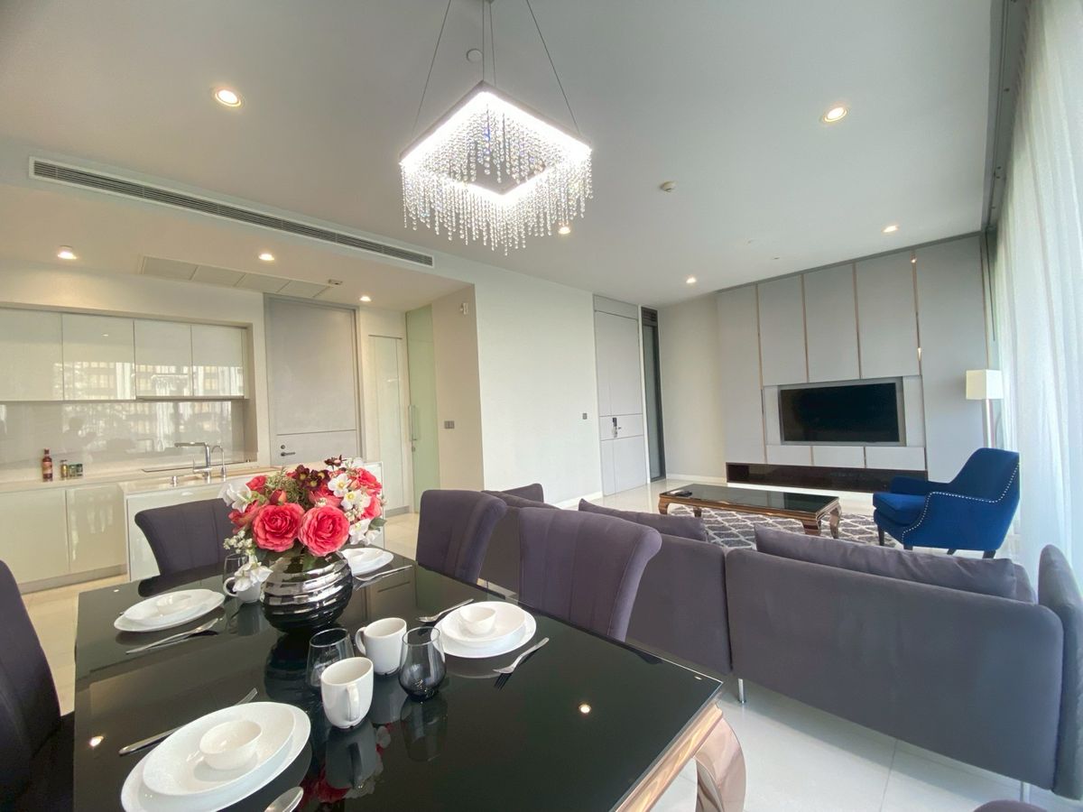 For RentCondoSukhumvit, Asoke, Thonglor : Rare Item !! VITTORIO Sukhumvit 39 for rent 2 bedrooms, 3 bathrooms, with only 150K.