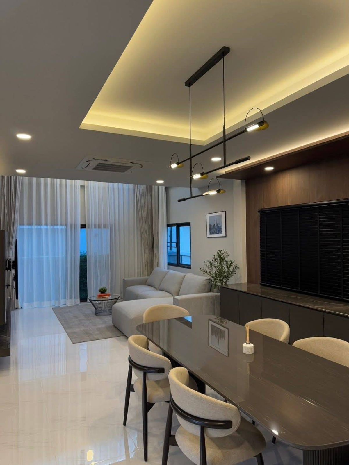 ให้เช่าบ้านบางนา แบริ่ง ลาซาล : บ้านเดี่ยวให้เช่า 📍 The City Bangna 📍4 ห้องนอน 6 ห้องน้ำ เฟอร์นิเจอร์ และ เครื่องใช้ไฟฟ้าครบ 