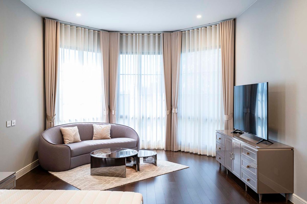 ให้เช่าบ้านพัฒนาการ ศรีนครินทร์ : บ้านเดี่ยวให้เช่า 📍 Narasiri Krungthep Kreetha 📍 5 ห้องนอน 6 ห้องน้ำ เฟอร์นิเจอร์ และ เครื่องใช้ไฟฟ้าครบ 