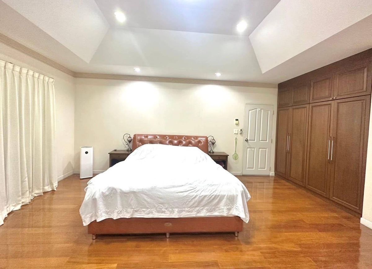 ให้เช่าบ้านพัฒนาการ ศรีนครินทร์ : บ้านเดี่ยวให้เช่า 📍 Nantawan Suanluang Rama 9 📍 4 ห้องนอน 3 ห้องน้ำ เฟอร์นิเจอร์ และ เครื่องใช้ไฟฟ้าครบ 