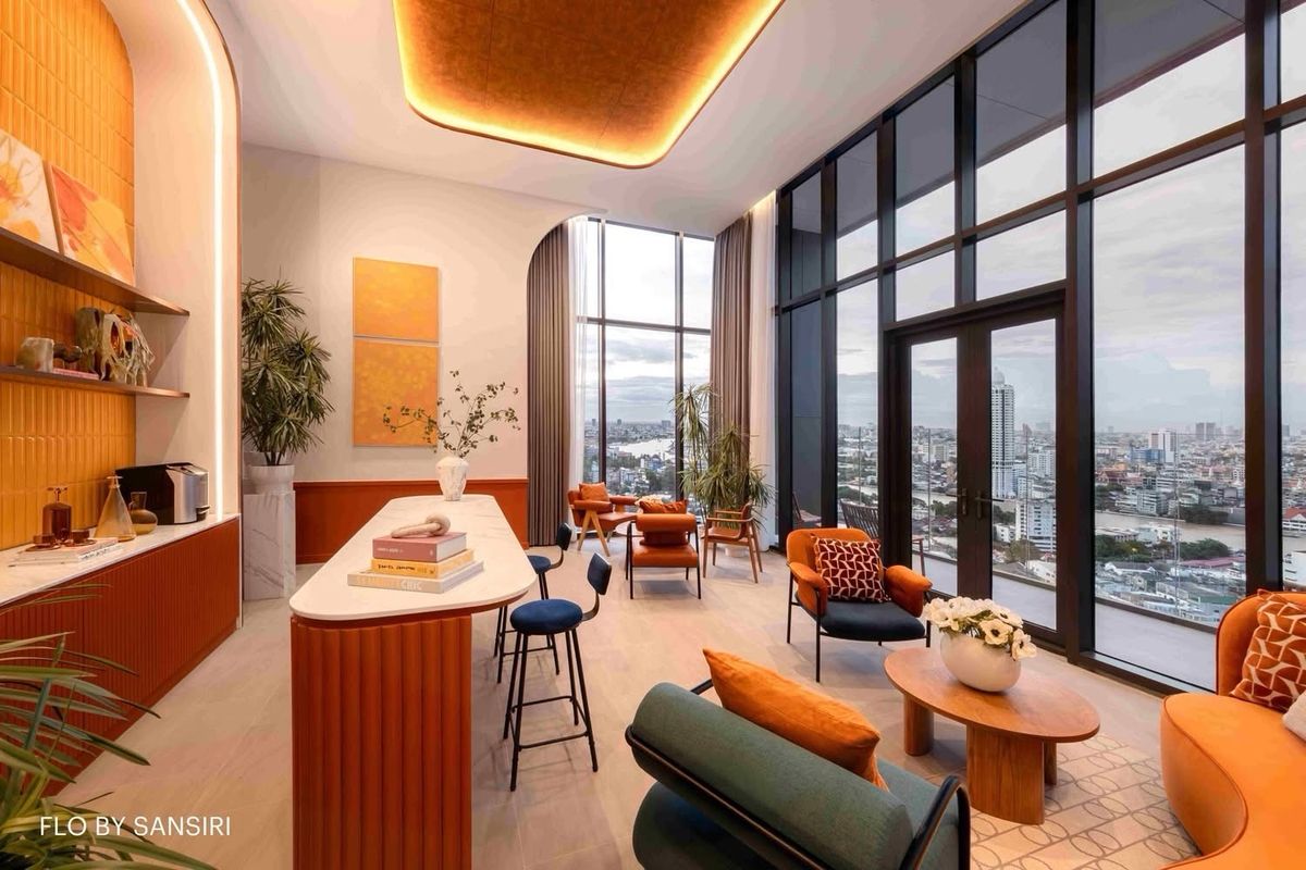 For SaleCondoWongwianyai, Charoennakor : 🌟 Open for the first time! Flo by sansiri near ICONSIAM only 3 minutes, 1 bedroom, starting at 3.29 million appointments. Contact 📲 095-9299924 (K. Benz)