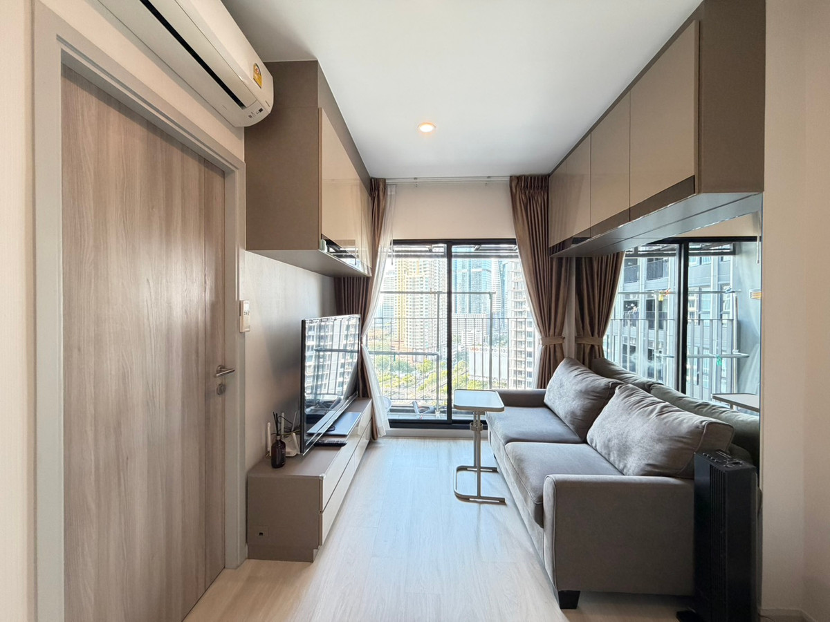 ให้เช่าคอนโดสาทร นราธิวาส : 🏢 For Rent: ไนท์บริดจ์ ไพร์ม สาทร 🛏 ประเภท: 1 ห้องนอน  1 ห้องน้ำ 📏 ขนาด: 25 ตร.ม. 💰 ราคา: 20,000 บาท/เดือน 📍 ทำเล: ใจกลางเมือง เดินทางสะดวก