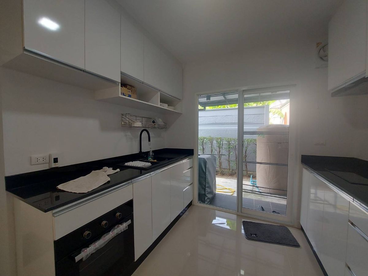 ให้เช่าสมุทรปราการ สำโรง : ให้เช่าบ้านเดี่ยว หมู่บ้านแกรนด์พลีโน่บางนา กิ่งแก้ว 37 พร้อมอยู่ (N.1544)