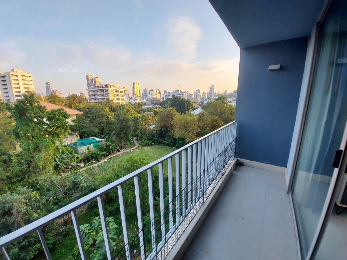 ให้เช่าคอนโดสุขุมวิท อโศก ทองหล่อ : 🐱🐶Pet friendly condo for rent, 2 bedrooms 68 sqm in Thonglor area