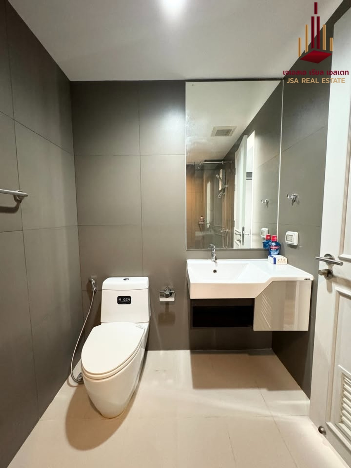 For RentCondoSukhumvit, Asoke, Thonglor : ✨ For Rent: Movenpick Residences Ekkamai Condo ✨ 💰 ONLY 24,000 THB/Month