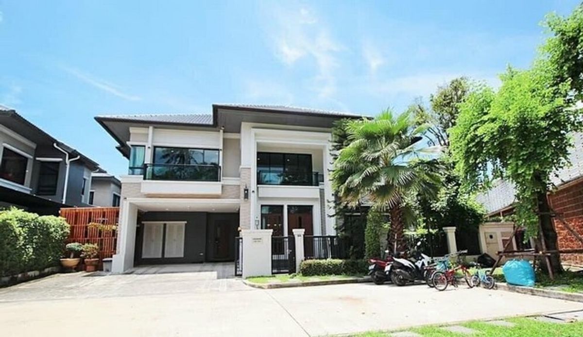 ให้เช่าบ้านบางแค เพชรเกษม : รหัสC6886 ให้เช่าบ้านเดี่ยว 2ชั้น โครงการแกรนด์บางกอก บูเลอวาร์ด สาทร ถนนกัลปพฤกษ์  บ้านตกแต่งสวยพร้อมอยู่