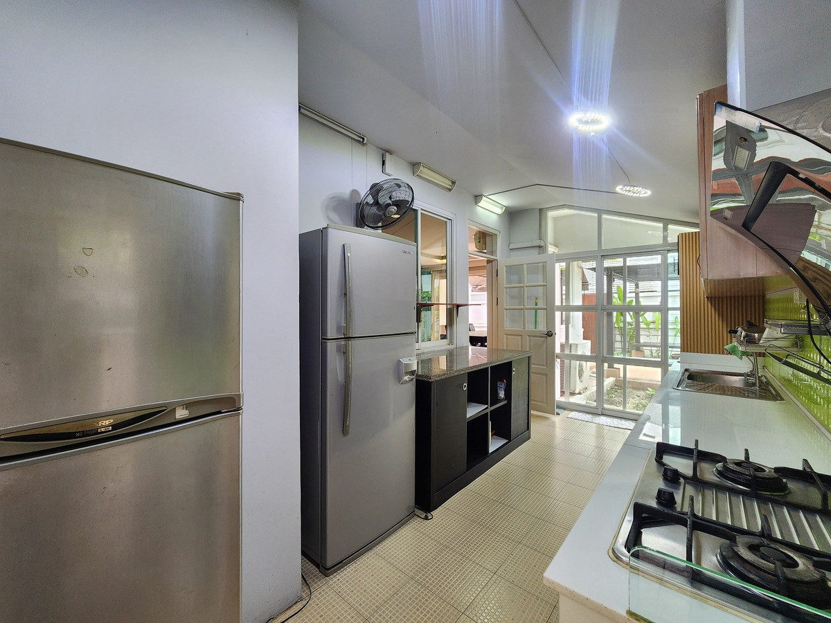 ให้เช่าบ้านลาดพร้าว เซ็นทรัลลาดพร้าว : SK05031 ให้เช่าบ้านลาดพร้าว2  บ้านเดี่ยวหลังใหญ่ พื้นที่เยอะ เลียบทางด่วน เอกมัย - รามอินทรา