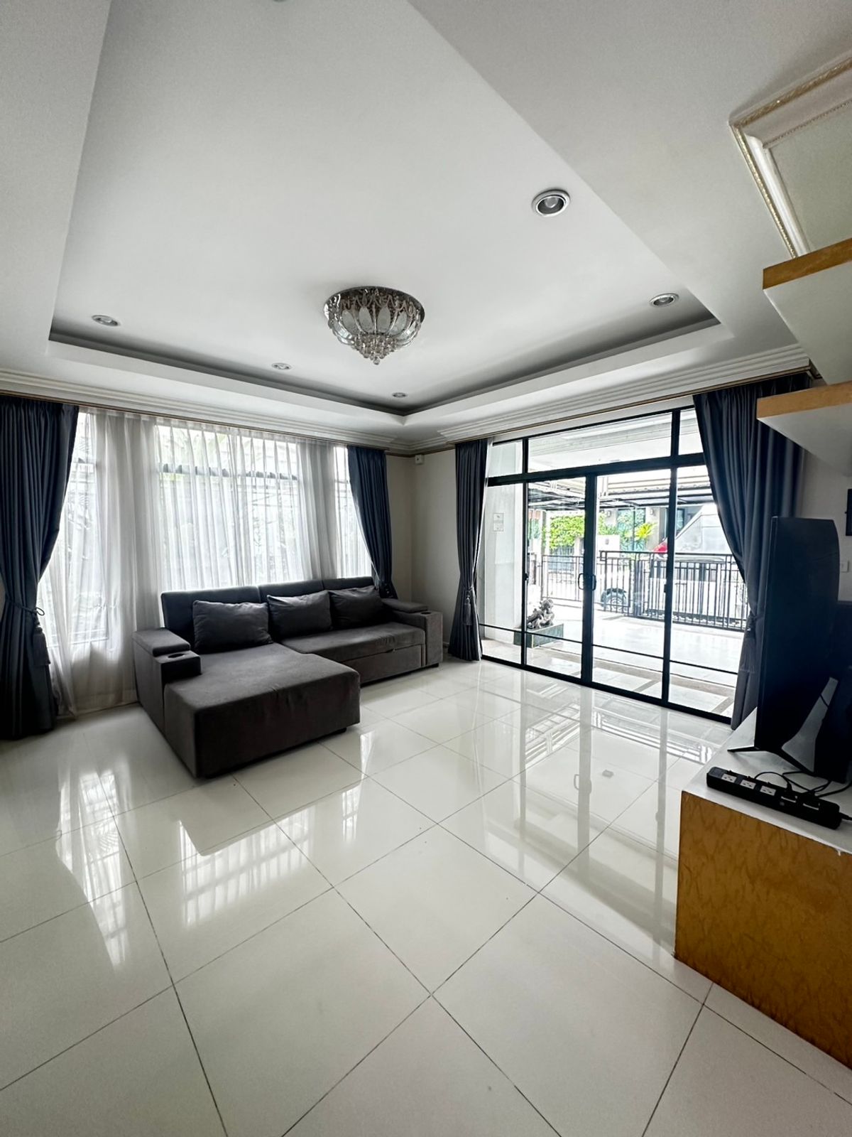 ให้เช่าบ้านสมุทรปราการ สำโรง : ให้เช่า หมู่บ้านภัสสรเพรสทีจ บางนา-สุวรรณภูมิ