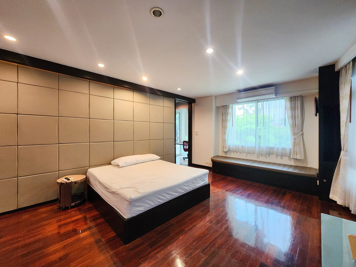 ให้เช่าบ้านลาดพร้าว เซ็นทรัลลาดพร้าว : SK05031 ให้เช่าบ้านลาดพร้าว2  บ้านเดี่ยวหลังใหญ่ พื้นที่เยอะ เลียบทางด่วน เอกมัย - รามอินทรา