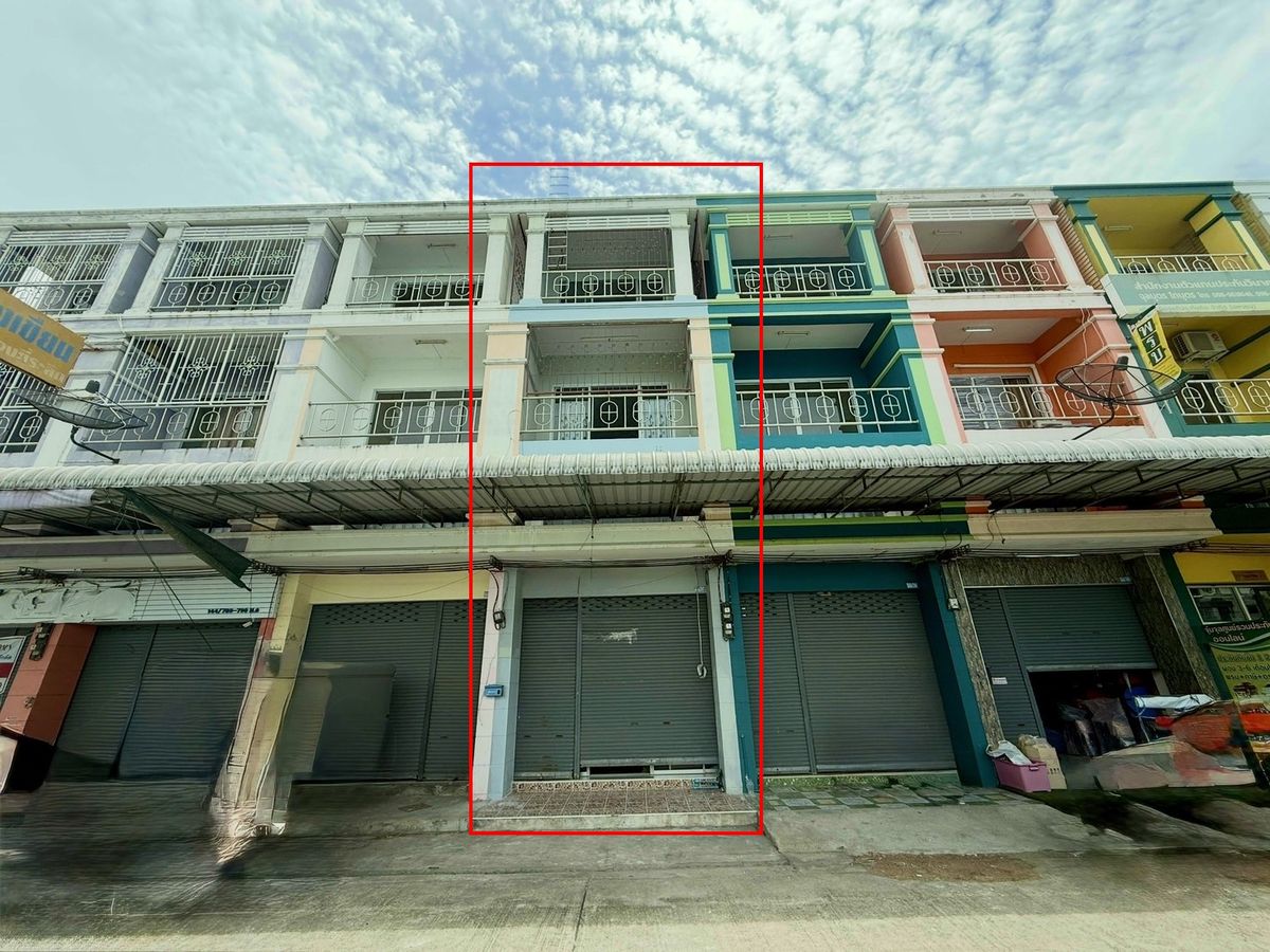 For SaleShop HouseMahachai Samut Sakhon : For Sale: 3.5-Storey Commercial Building – Baan Fahsai