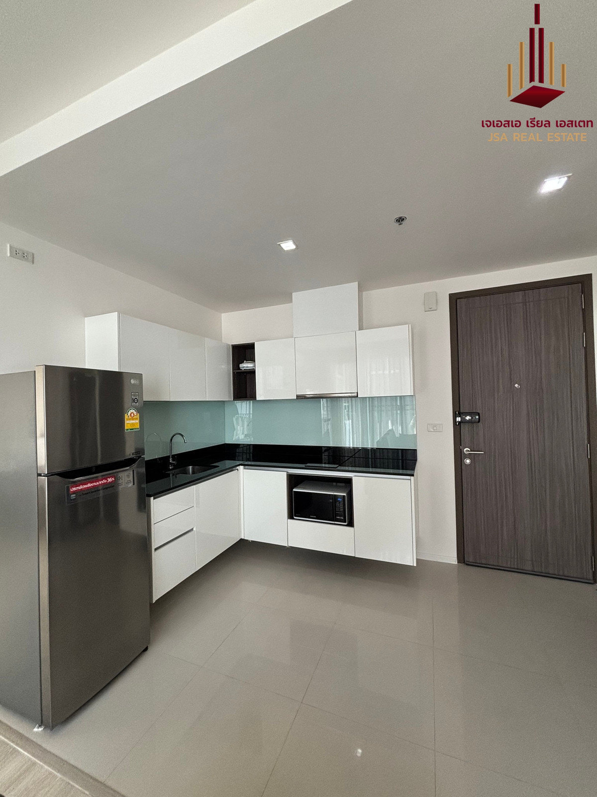 For RentCondoRatchadapisek, Huaikwang, Suttisan : ✨ For Rent: Quinn Ratchada 17 Condo ✨ 💰 ONLY 45,000 THB/Month