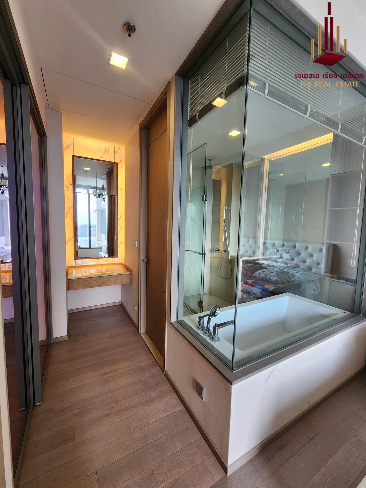 ให้เช่าคอนโดสุขุมวิท อโศก ทองหล่อ : ✨ For Rent: The Esse Asoke Condo ✨  💰 Only 45,000 THB/month