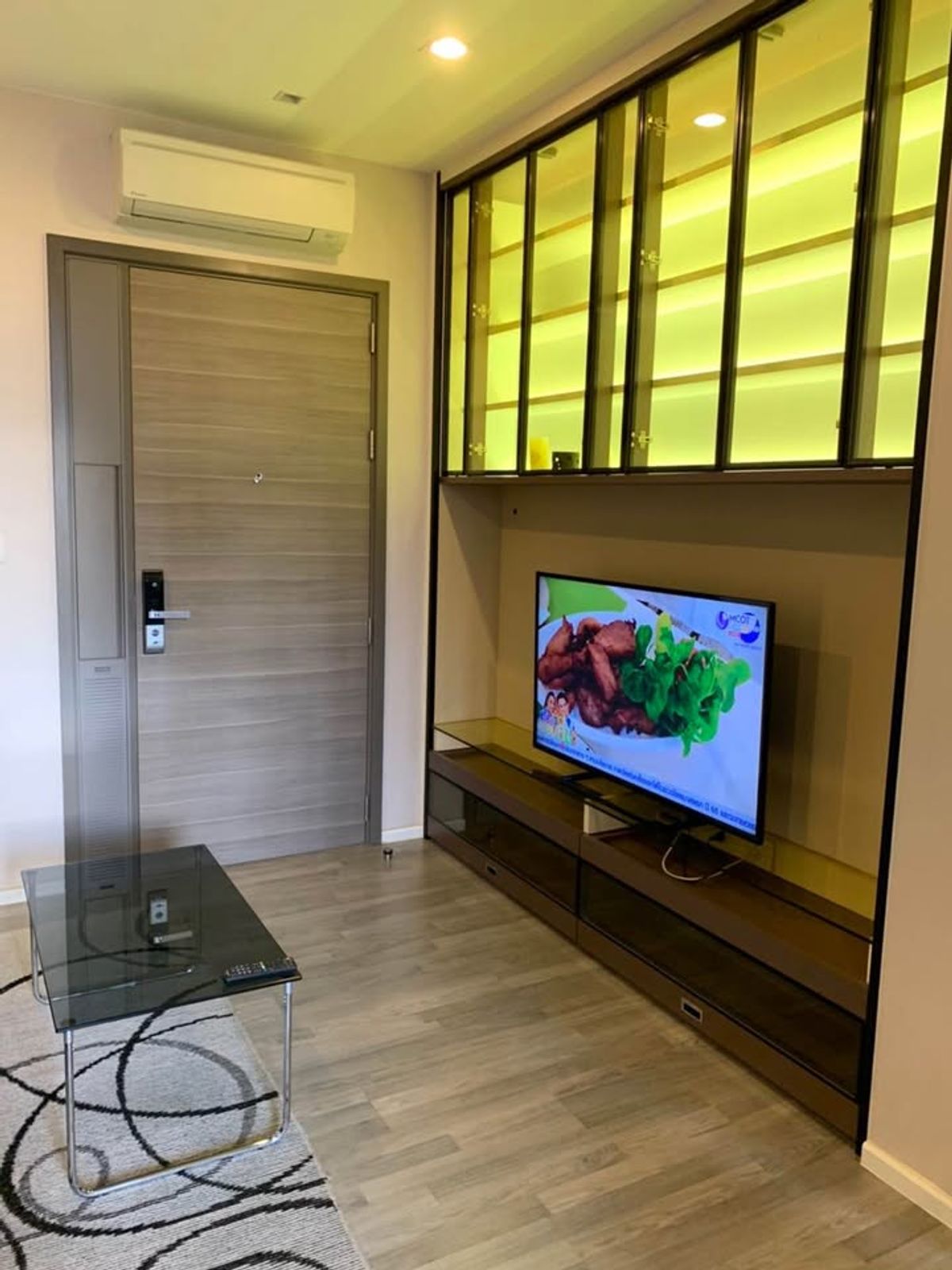 For SaleCondoOnnut, Udomsuk : The Room Sukhumvit 69 /1 Bedroom (Sale with Tenant), The Room Sukhumvit 69 /1 Bedroom (Sale with Tenant) Nuun132