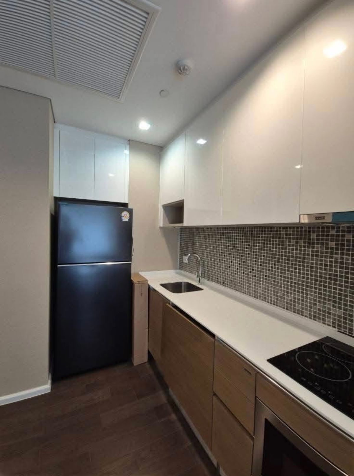 ให้เช่าคอนโดลาดพร้าว เซ็นทรัลลาดพร้าว : ให้เช่า 🔥 The Saint Residences 🔥 ใกล้ MRT พหลโยธิน 2 ห้องนอน เฟอร์นิเจอร์ และ เครื่องใช้ไฟฟ้าครบ 