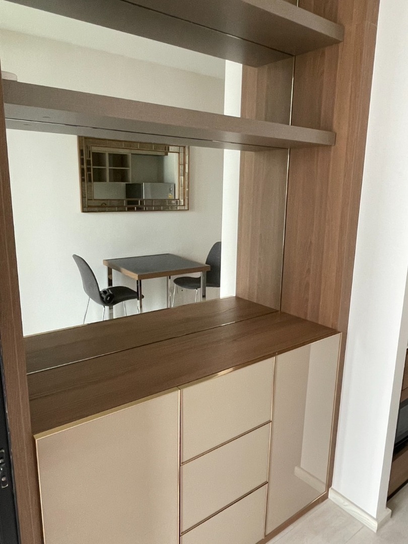 ให้เช่าคอนโดวิทยุ ชิดลม หลังสวน : 🔥ให้เช่าด่วน🔥โนเบิล เพลินจิต ชั้นสูง วิวเมือง แต่งสวย ลิฟต์ส่วนตัว ติดสถานี BTS เพลินจิต