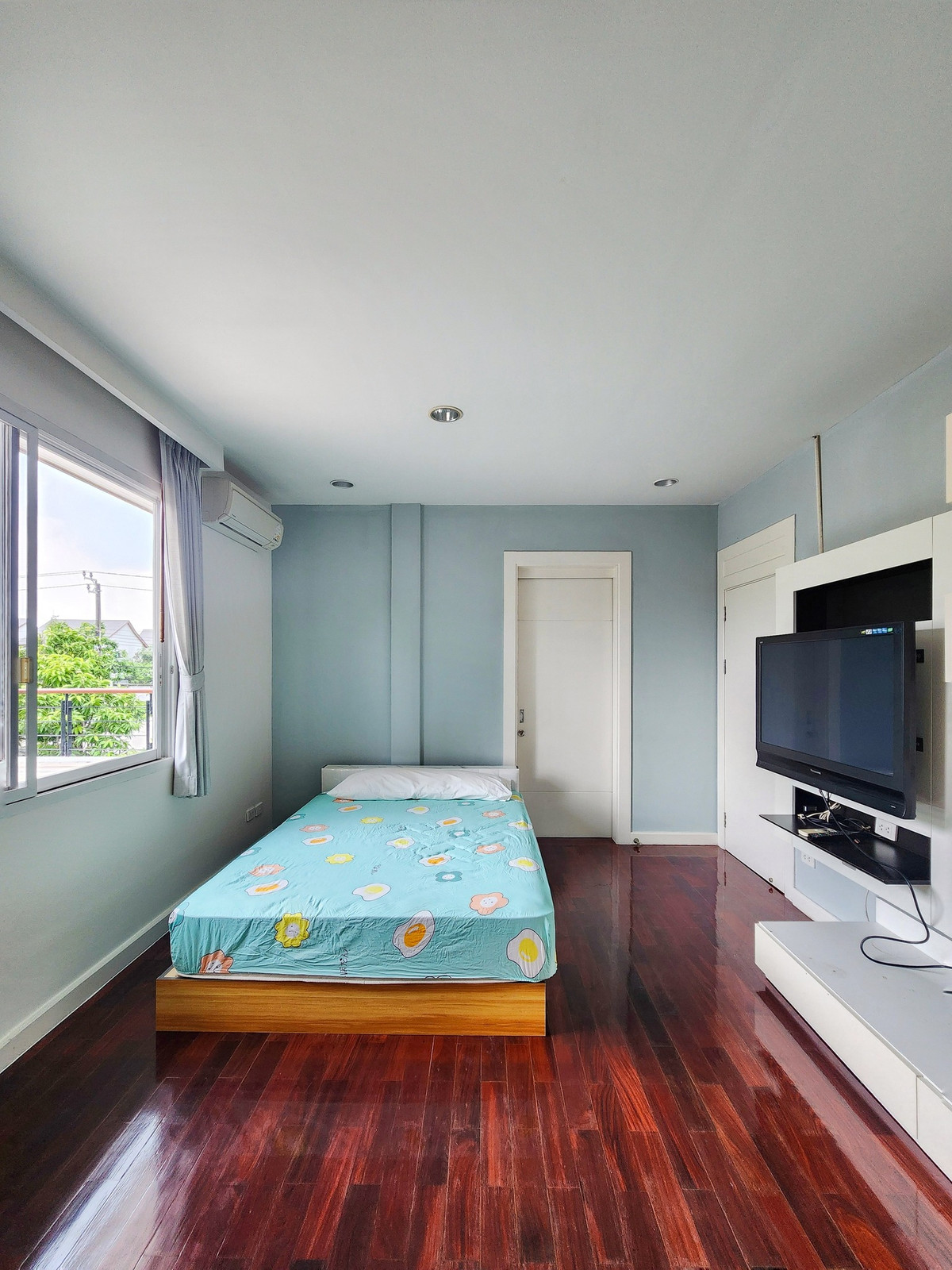 ให้เช่าบ้านลาดพร้าว เซ็นทรัลลาดพร้าว : SK05031 ให้เช่าบ้านลาดพร้าว2  บ้านเดี่ยวหลังใหญ่ พื้นที่เยอะ เลียบทางด่วน เอกมัย - รามอินทรา