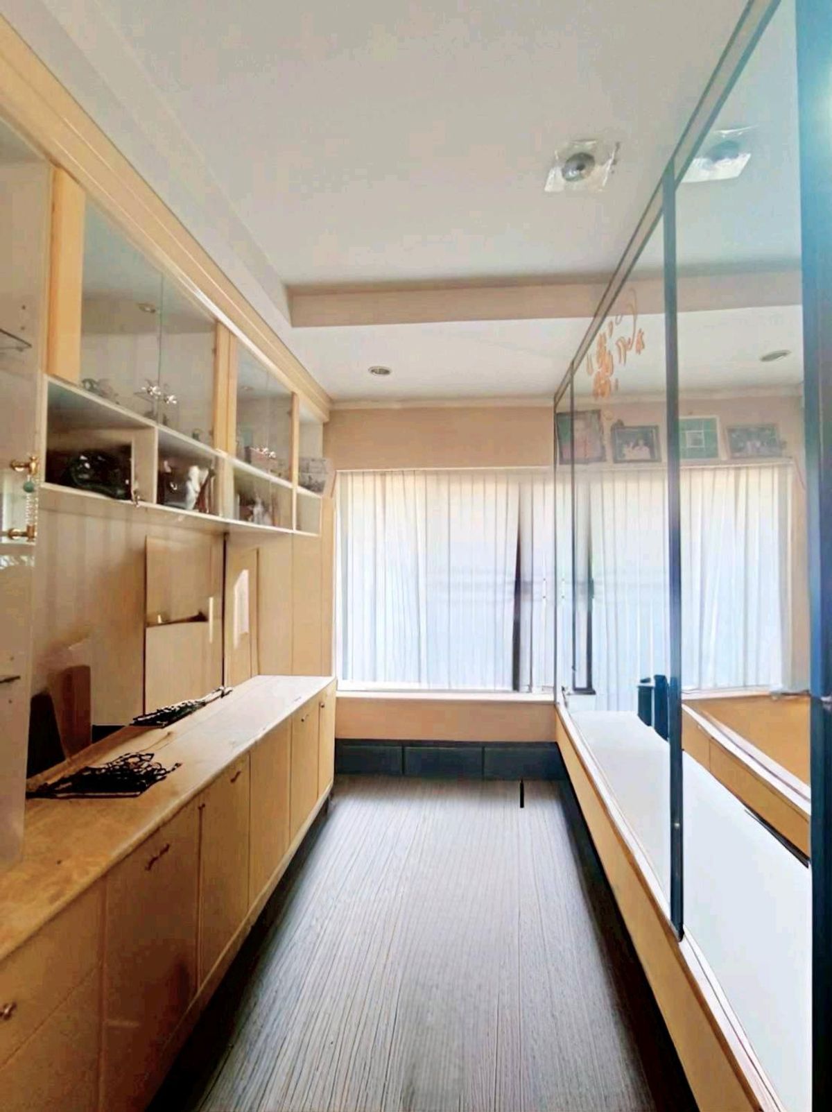 For SaleHousePinklao, Charansanitwong : Detached house High ceilings, airy, quiet, convenient to travel