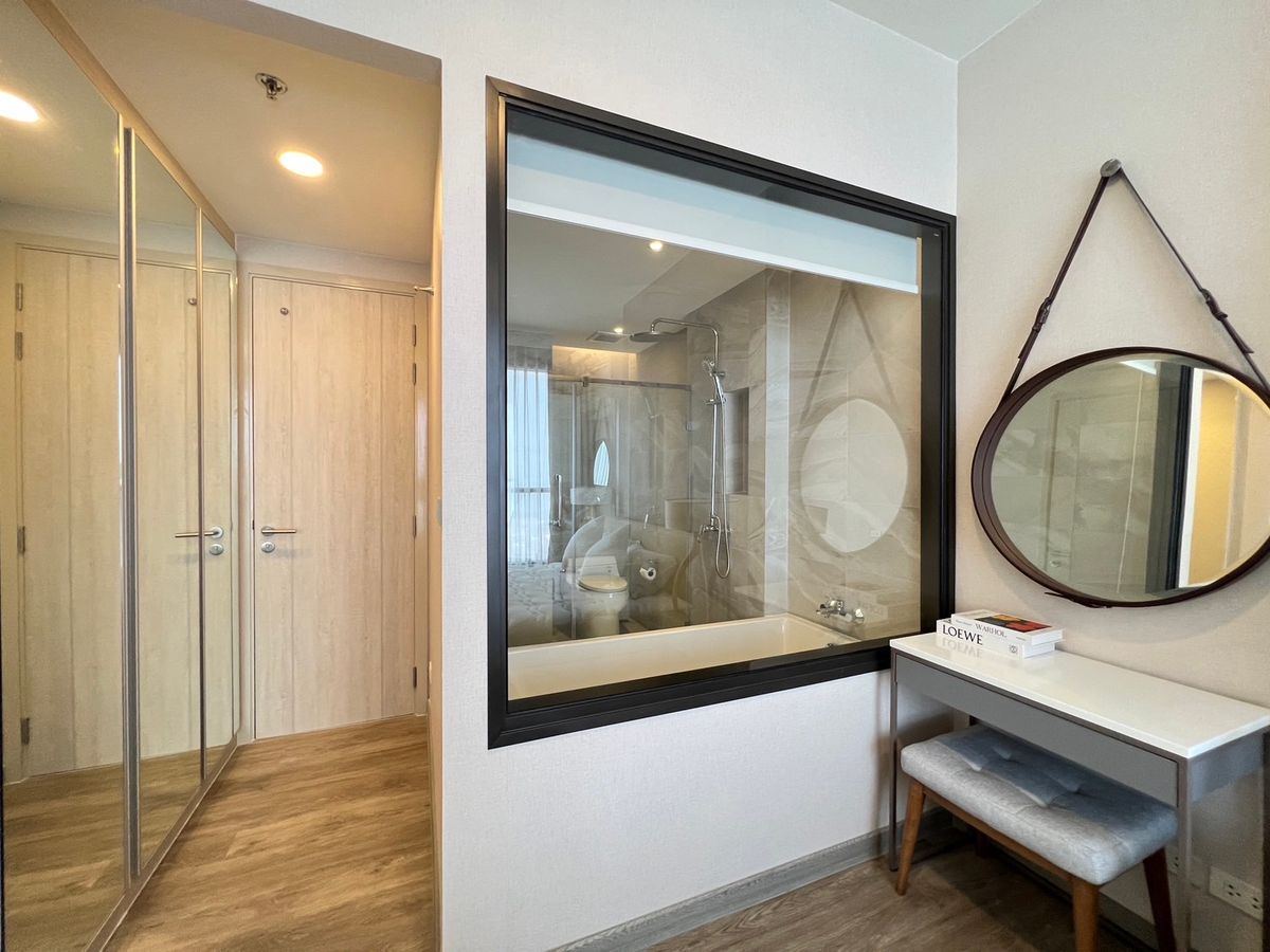 For RentCondoSriracha Laem Chabang Ban Bueng : RC021123 Condo for Rent Keen Center Sriracha, Only One Condo on the Best Location in Sriracha