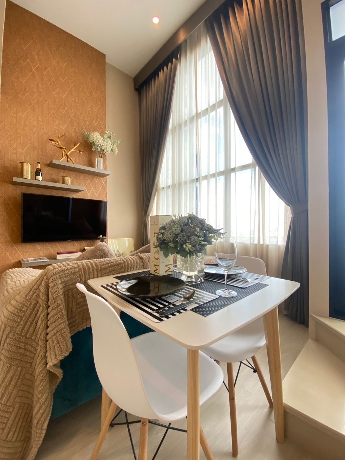 ให้เช่าคอนโดสาทร นราธิวาส : 🏢 For Rent: ไนท์บริดจ์ ไพร์ม สาทร 🛏 ประเภท: 1 ห้องนอน  1 ห้องน้ำ 📏 ขนาด: 37 ตร.ม. 💰 ราคา: 29,000 บาท/เดือน 📍 ทำเล: ใจกลางเมือง เดินทางสะดวก