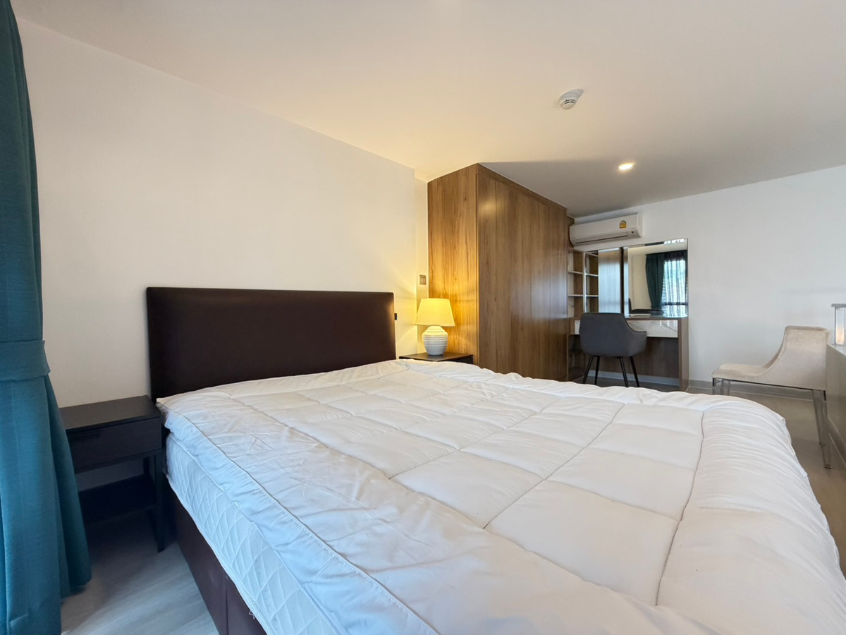 For RentCondoSathorn, Narathiwat : 🏢 For Rent: Night Bridge Prime Sathorn 🛏 Type: 1 bedroom 1 bathroom 📏 Size: 37 sq.m. 💰 Price: 29,000 baht/month 📍 Location: City center, convenient to travel