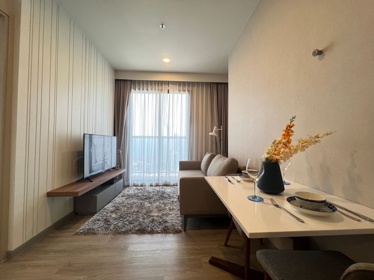 ให้เช่าคอนโดศรีราชา แหลมฉบัง บ้านบึง : RC021123 Condo For Rent Keen Center Sriracha, only one condo On the best location in Sriracha