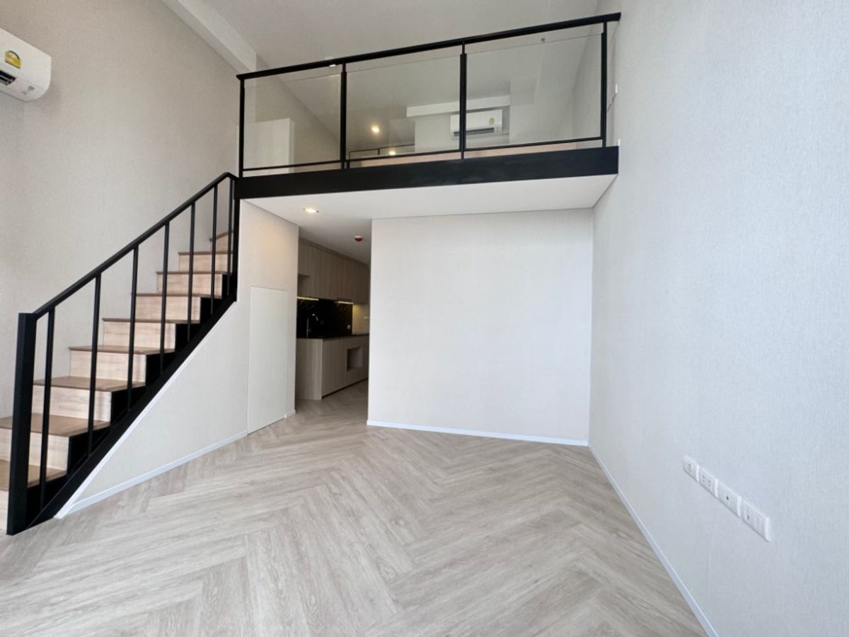 ขายคอนโดอ่อนนุช อุดมสุข : Hot deal : 1 Bedroom Duplex 1 Bath 39.65 SQ.M at Siamese Sukhumvit 48