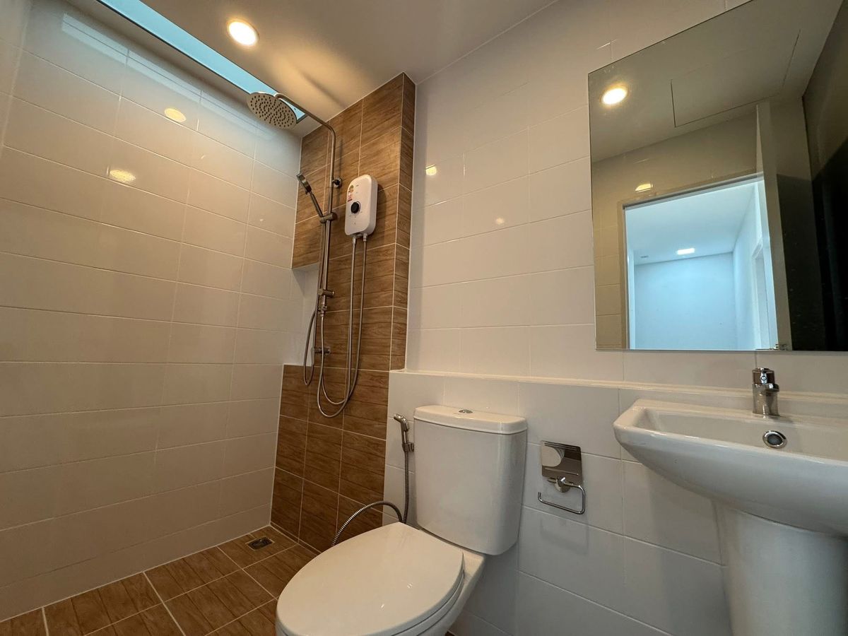 ให้เช่าทาวน์โฮมบางนา แบริ่ง ลาซาล : ทาวน์เฮ้าส์ให้เช่า ✨ Pleno Sukhumvit-Bangna 3 ✨ 3 ห้องนอน 2 ห้องน้ำ เฟอร์นิเจอร์ และ เครื่องใช้ไฟฟ้าครบ 