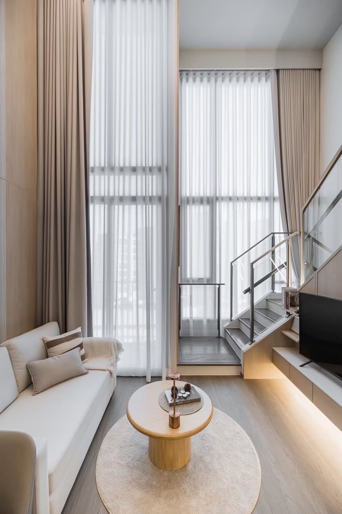 ให้เช่าคอนโดบางนา แบริ่ง ลาซาล : ปล่อยเช่า  Whizdom The Forestias  ตำแหน่งหายาก วิวสวยมาก Tree Top View เห็นป่าส่วนกลางของโครงการ