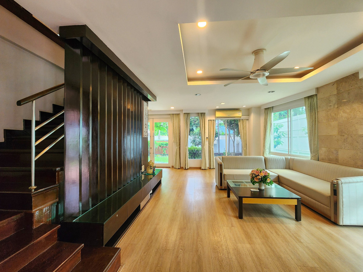 ให้เช่าบ้านลาดพร้าว เซ็นทรัลลาดพร้าว : SK05031 ให้เช่าบ้านลาดพร้าว2  บ้านเดี่ยวหลังใหญ่ พื้นที่เยอะ เลียบทางด่วน เอกมัย - รามอินทรา