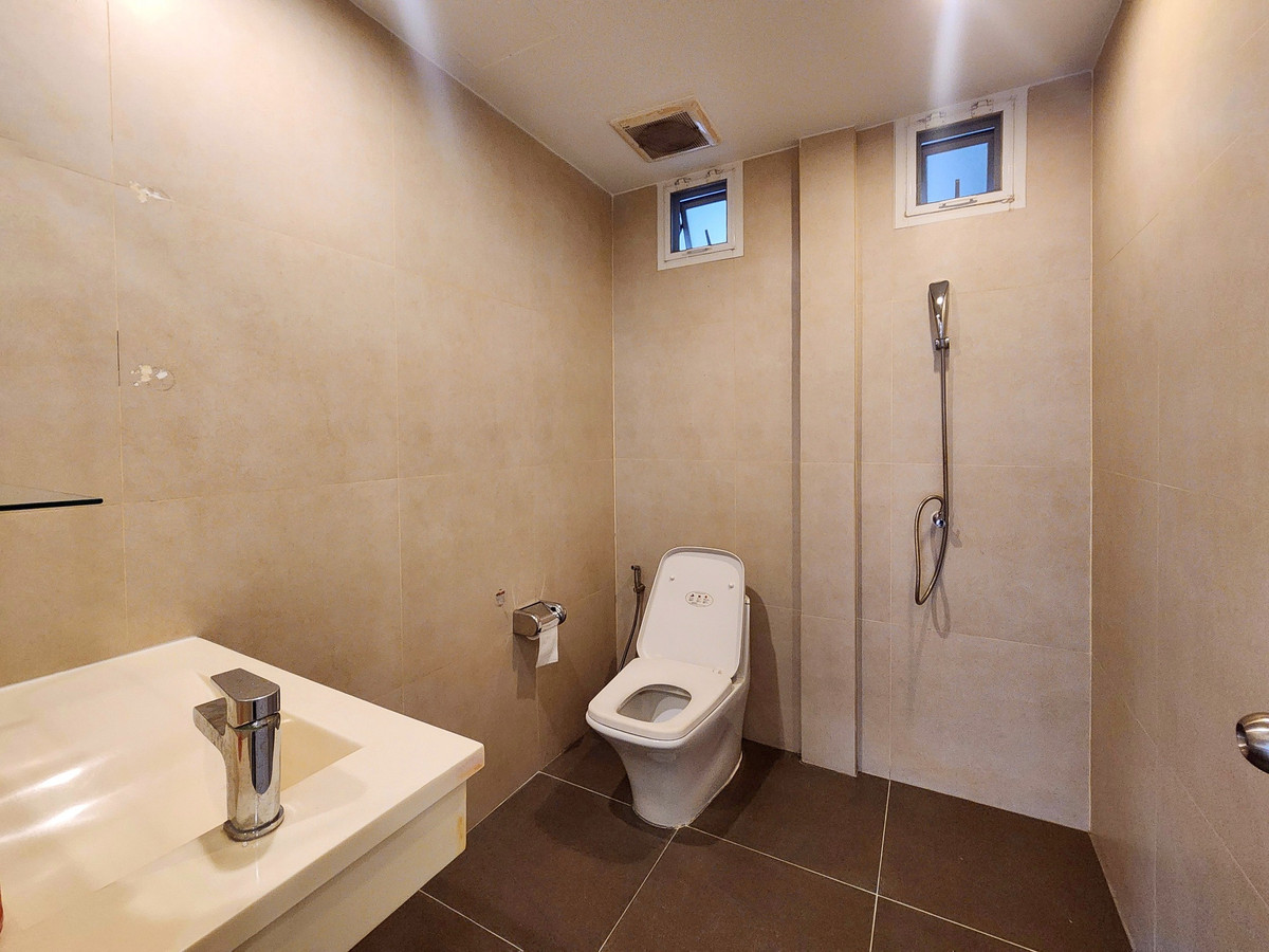 ให้เช่าบ้านลาดพร้าว เซ็นทรัลลาดพร้าว : SK05031 ให้เช่าบ้านลาดพร้าว2  บ้านเดี่ยวหลังใหญ่ พื้นที่เยอะ เลียบทางด่วน เอกมัย - รามอินทรา