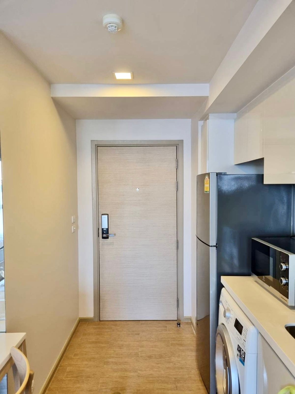 For SaleCondoSukhumvit, Asoke, Thonglor : Selling with 1 bedroom tenant 7.7 million Liv@49 Sukhumvit 49