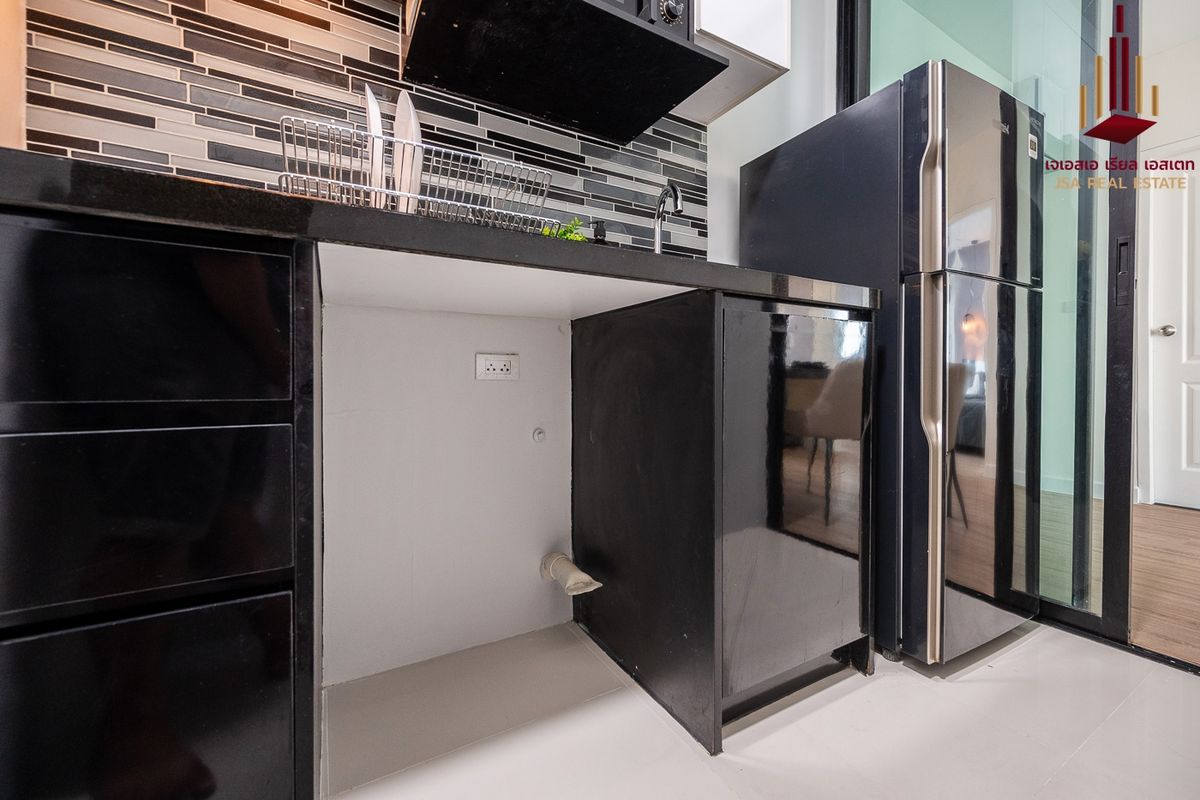 For SaleCondoSathorn, Narathiwat : ✨ For Sale: Bangkok Horizon Sathorn Condo ✨ 💰 ONLY 3,990,000 THB