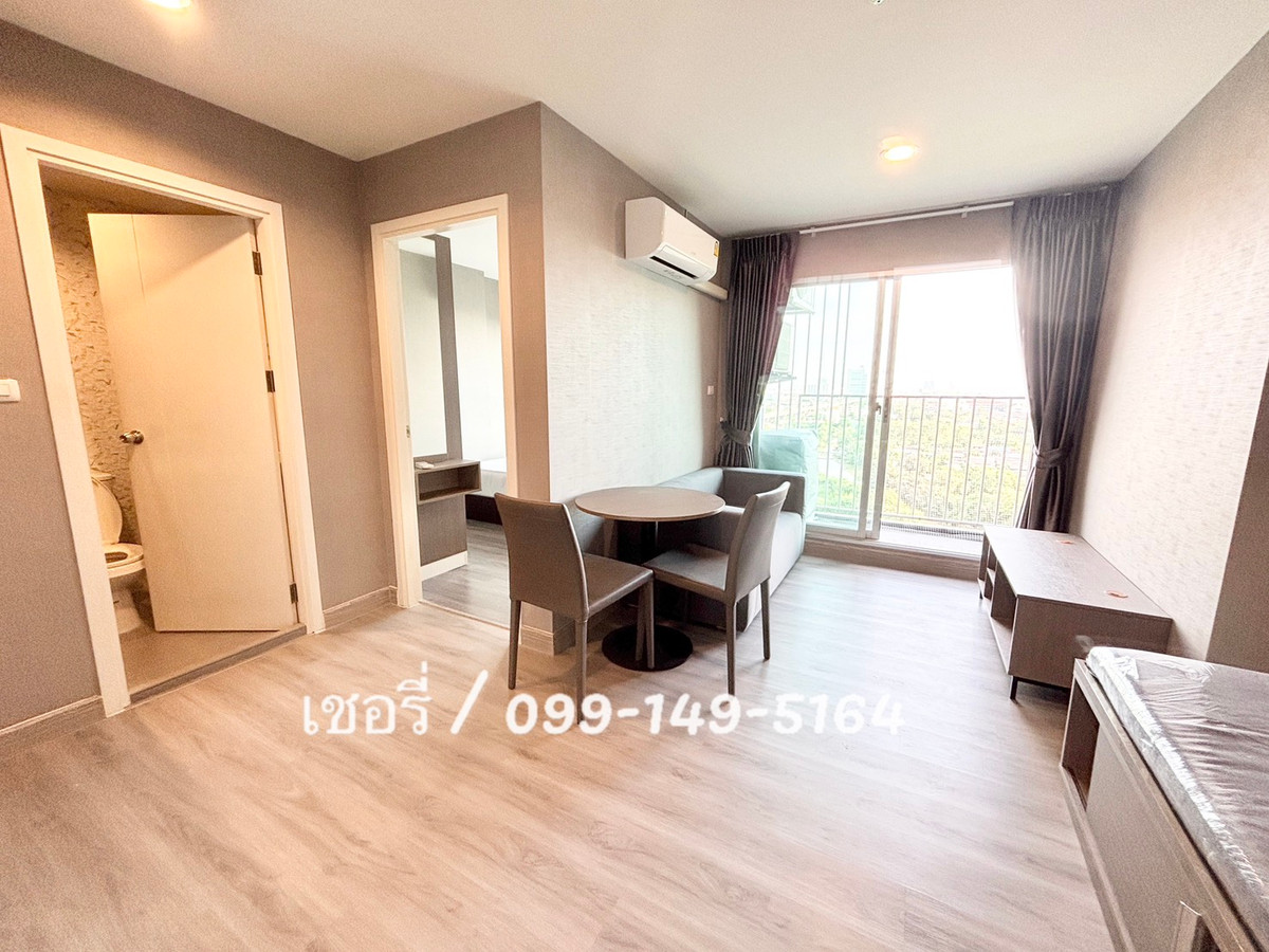 ให้เช่าคอนโดสมุทรปราการ สำโรง : เช่าคอนโด The Trust Condo @ BTS Erawan ห้องสวยใหม่ พื้นSPCไม่กลัวน้ำ ระบียงทิศใต้ลมดี ตกแต่งวอลล์เปเปอร์ ติดBTSเอราวัณ ส่วนกลางจัดเต็ม / โทร 099-149-5164