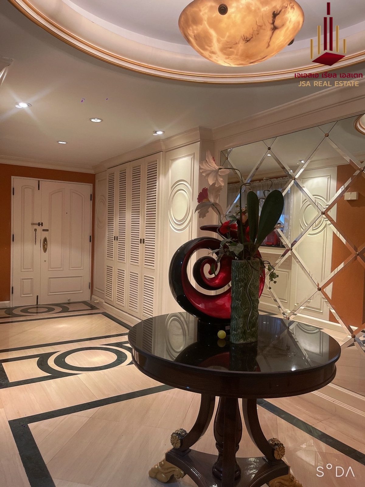 ให้เช่าคอนโดสุขุมวิท อโศก ทองหล่อ : ✨ For Rent: Las Colinas Condo ✨  💰 Only 65,000 THB/month