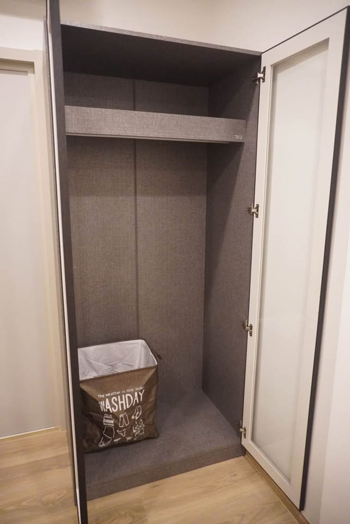 For SaleCondoSukhumvit, Asoke, Thonglor : Oka Haus Sukhumvit 36 ​​/ 1 Bedroom (SALE WITH TENANT), Oka Haus Sukhumvit 36 ​​/ 1 Bedroom (Sale with Tenant) NONT120