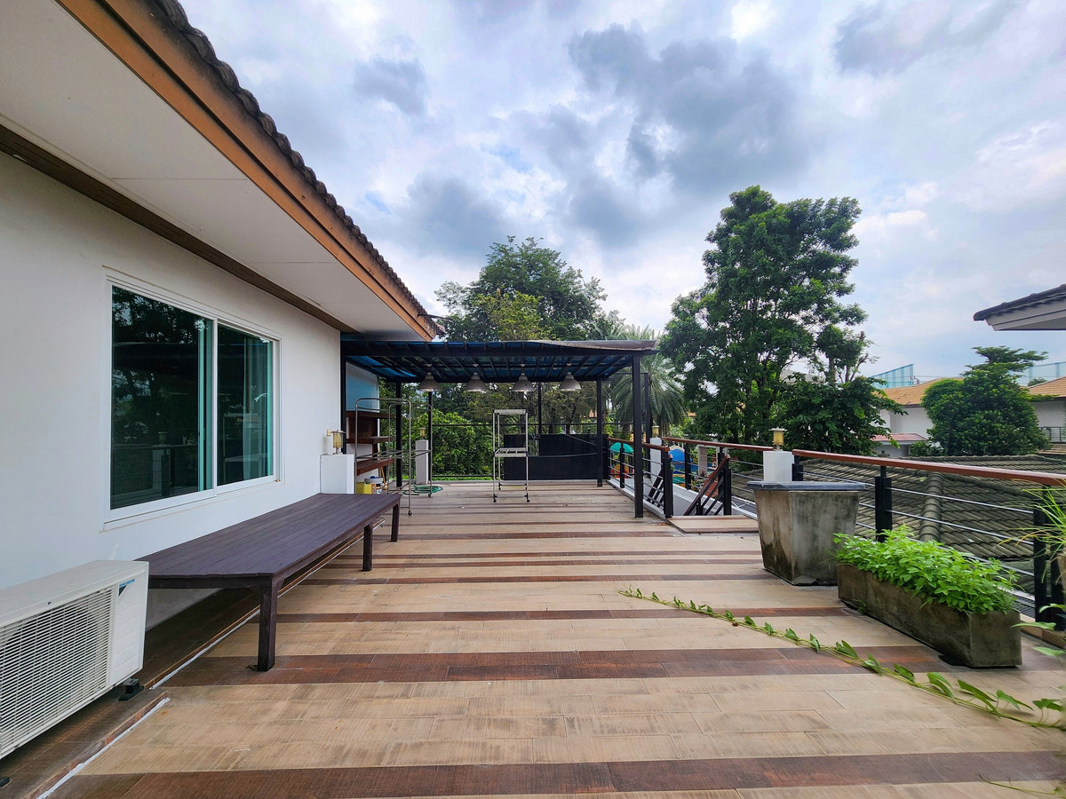 ให้เช่าบ้านลาดพร้าว เซ็นทรัลลาดพร้าว : SK05031 ให้เช่าบ้านลาดพร้าว2  บ้านเดี่ยวหลังใหญ่ พื้นที่เยอะ เลียบทางด่วน เอกมัย - รามอินทรา