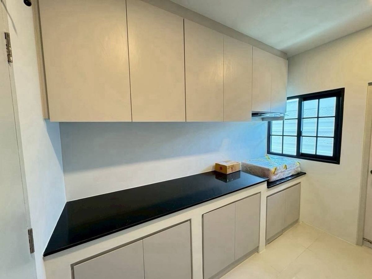 ให้เช่าบ้านบางนา แบริ่ง ลาซาล : 💥ForRent💥4Bed • Centro Bangna (Phase2) 🏡 Near Mega Bangna 🔥Hot Price 🔥 Ready to move in ‼️  Fully Furnished ✨