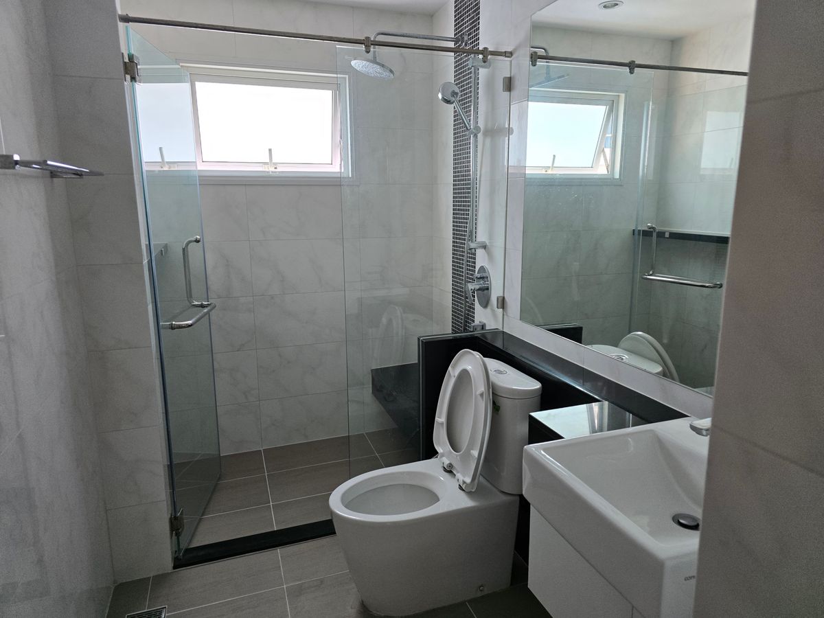 For RentCondoRama3 (Riverside),Satupadit :  Condo for rent Supalai Riva Grande Rama 3