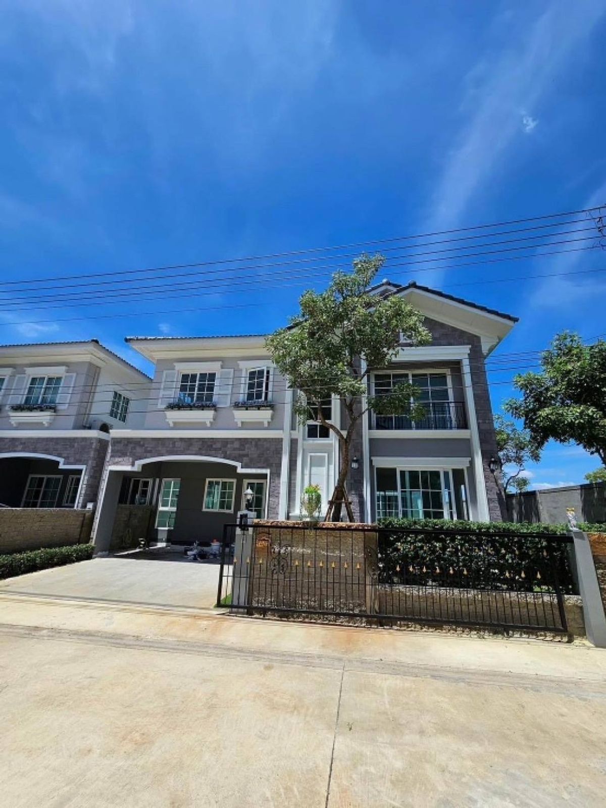 ให้เช่าบ้านปทุมธานี รังสิต ธรรมศาสตร์ : ให้เช่าบ้าน เพรสทีจ ฟิวเจอร์-รังสิต Prestige Future-Rangsit บ้านพร้อมอยู่ เฟอร์ครบ 4นอน 2จอดรถ