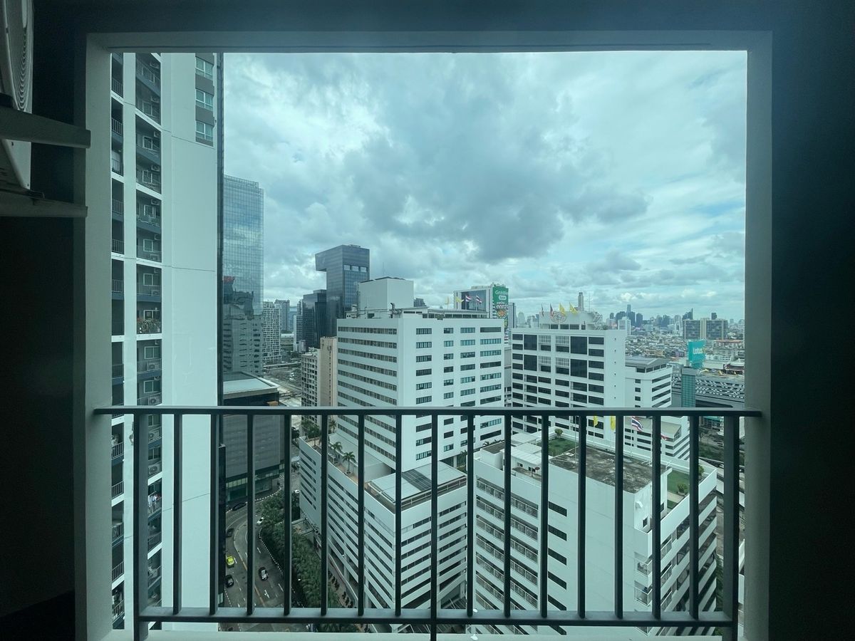 ขายคอนโดพระราม 9 เพชรบุรีตัดใหม่ RCA : THE BEST PRICE   2 BEDROOM  1 BATHROOM 77 SQ.M   NEGOTIATION CALL NOW 0946415974