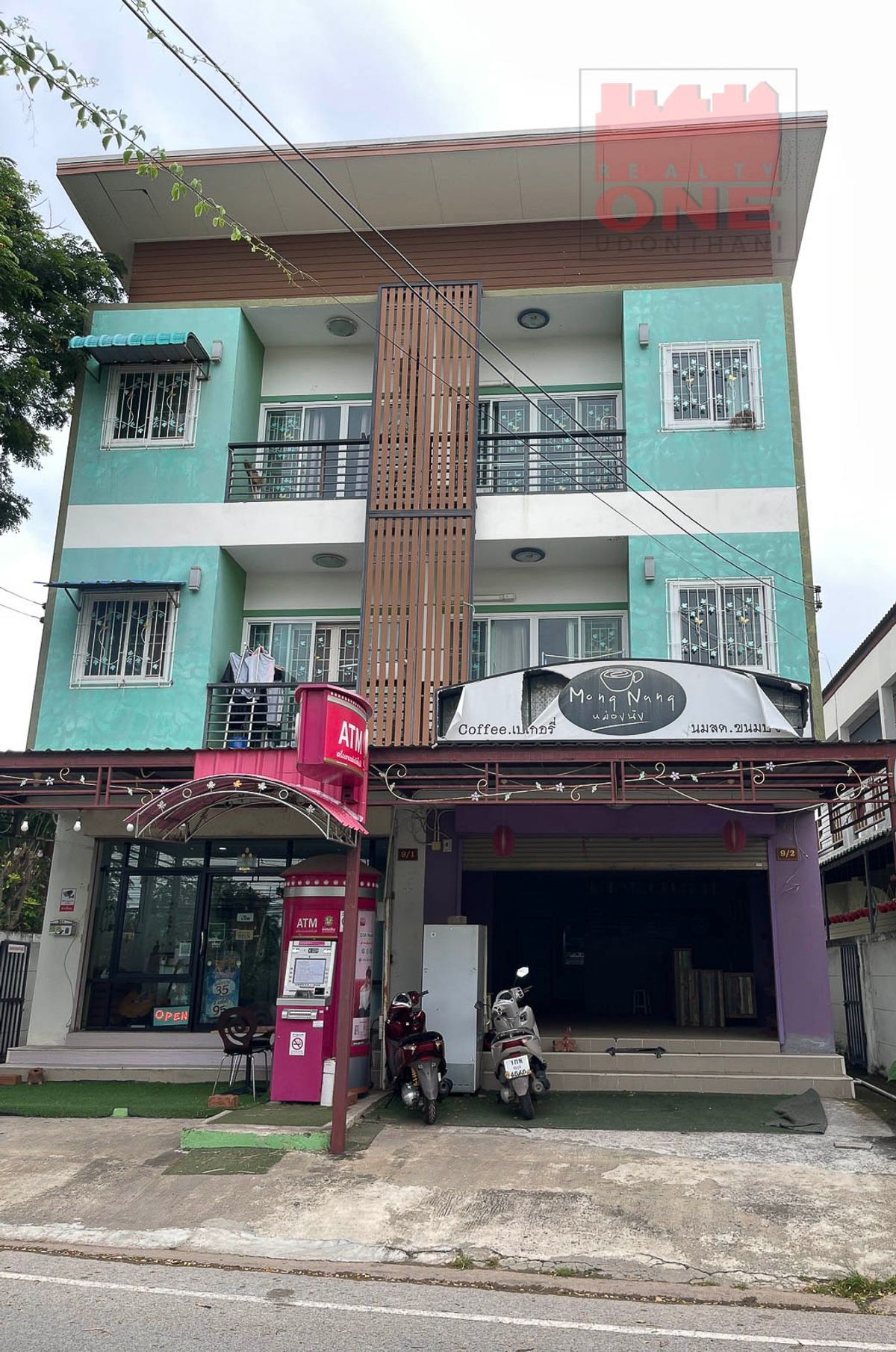 ขายอาคารพาณิชย์มหาสารคาม : อาคารพาณิชย์ 3 ชั้น 1 คูหา ใกล้มหาวิทยาลัยมหาสารคาม  และโรงพยาบาลสุทธาเวช