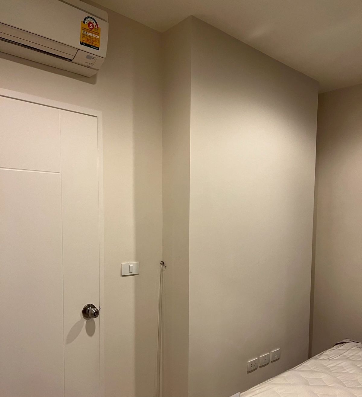 For RentCondoRatchadapisek, Huaikwang, Suttisan : Quick rental Centric Huai Khwang Station Huai Khwang Station 1 Bedroom 1 Bathroom (Special price)