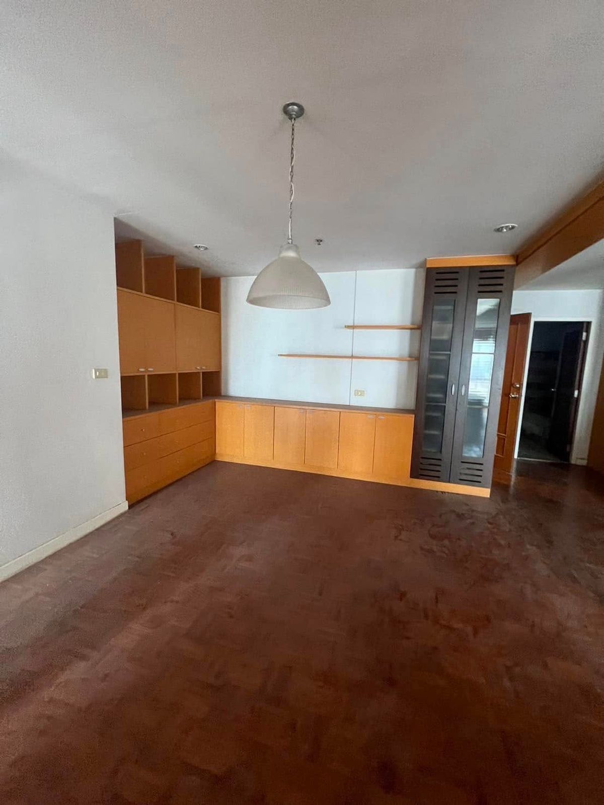 ขายคอนโดสีลม ศาลาแดง บางรัก : ขายคอนโด Silom Suite Condominium  ราคา 11,350,000 บาท [NCs250904]