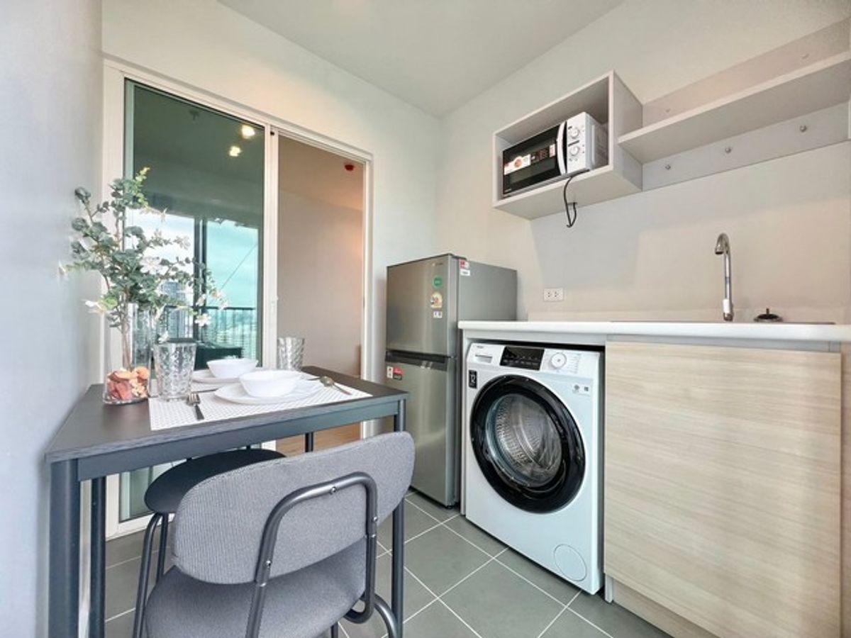 For RentCondoThaphra, Talat Phlu, Wutthakat : Rent Metro Sky Sathorn-Wutthakat, 22nd floor, size 28.18 sqm.