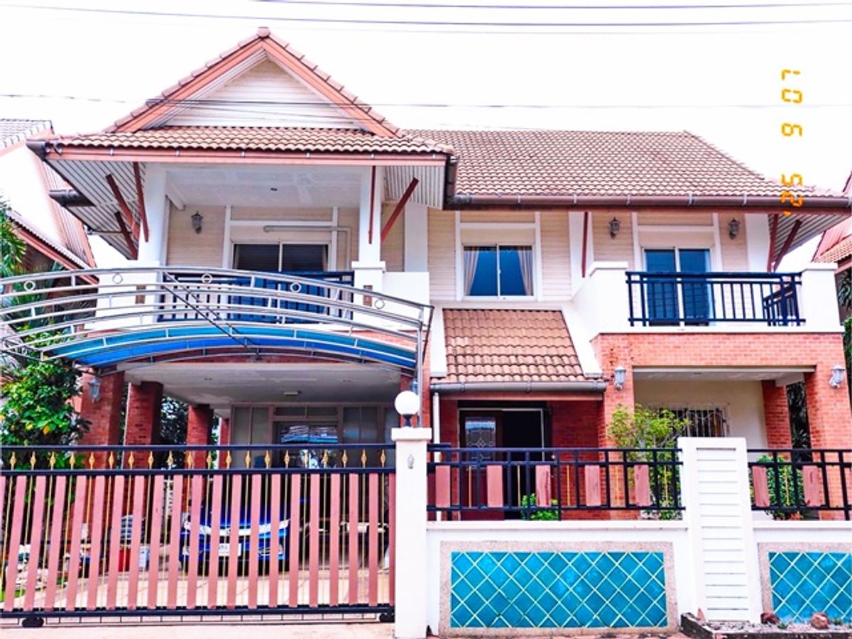 For RentHouseMahachai Samut Sakhon : Rama 2, km. 17.5, parking for 2 cars, 6 a/c,Siam Natural Assumption College, Rama 2 Campus, 1.9 km.,