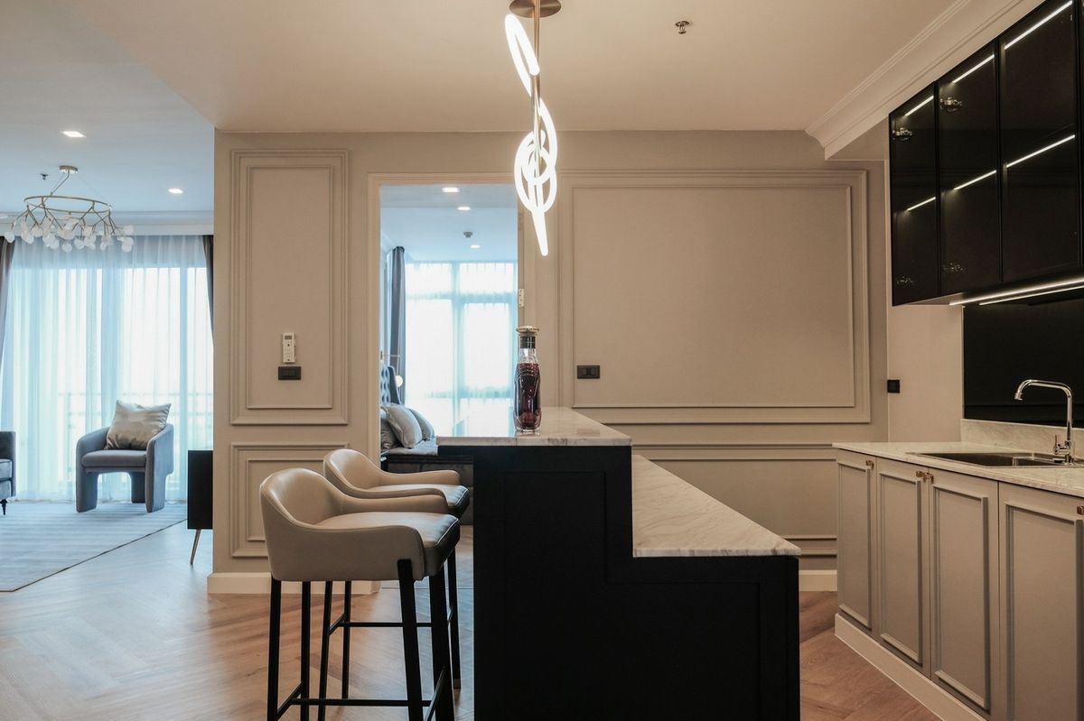 For RentCondoSukhumvit, Asoke, Thonglor : RC090625 3-bedroom condo for rent at Nusasiri Grand Sukhumvit 42, next to BTS Ekkamai.