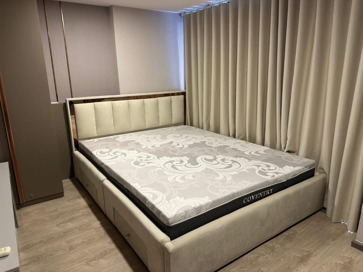 For RentCondoRatchadapisek, Huaikwang, Suttisan : 🔥Urgent for rent🔥 Soho Bangkok Ratchada, new condo, 2-story, high-rise, fully furnished, near MRT Huai Khwang