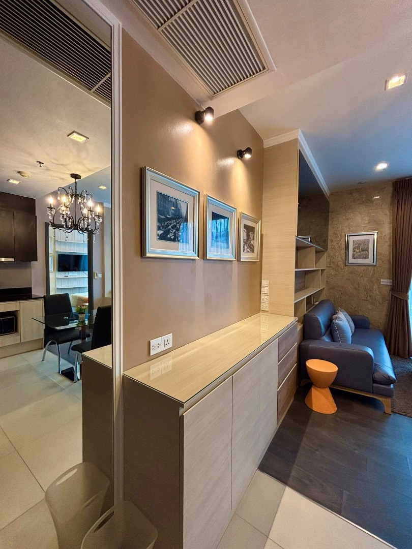 For RentCondoSukhumvit, Asoke, Thonglor : 🔥 Urgent rent 🔥 Edge Sukhumvit 23, complete furniture, ready to be near BTS Asoke and MRT Sukhumvit